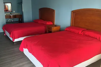 Photo 5 - RED ROSE INN MOTEL