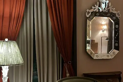 Photo 4 - Truitt Hotel