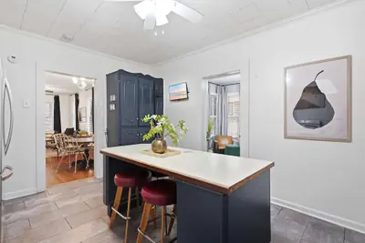 Photo 3 - Affordable Private Room Near Downtown