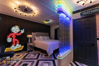 Photo 5 - Shamrock Court Motel
