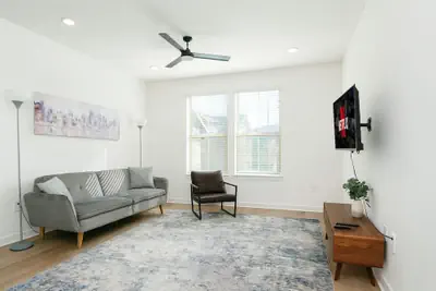 Photo 5 - Near Lake Texoma 1BR-Kingbed I Pool-GYM