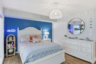 Photo 5 - Bright Lakefront Condo With Cozy Patio, Big Views, Pools & Indian Pointe Fun