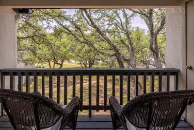 Photo 2 - Canyon Lake Escape Pool Balcony Pet Friendly