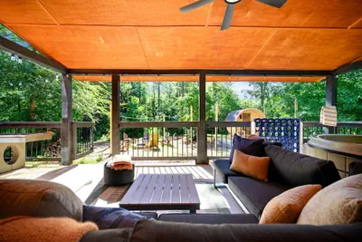 Photo 5 - Sleeps 6 Sauna Hot Tub Putt Putt Dogs Welcome