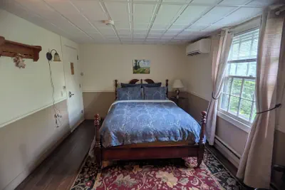 Photo 4 - Doveberry Inn