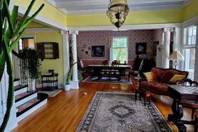 Photo 3 - Hobbs House