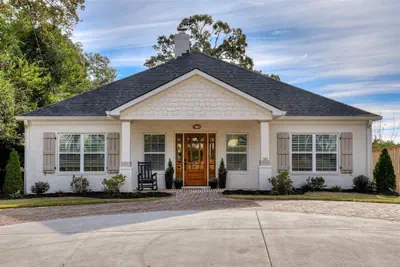 Photo 3 - Augusta Luxe Retreat Minutes to Masters Private Backyard