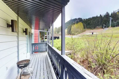 Photo 2 - Slopeside Studio at Alyeska w/ Full Kitchen