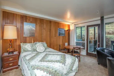 Photo 5 - Slopeside Studio Above The Bake Shop