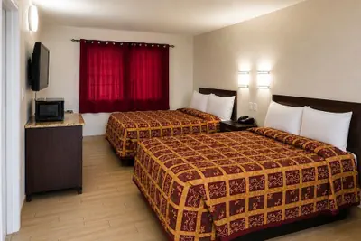 Photo 4 - Thrif-T-Lodge Motel