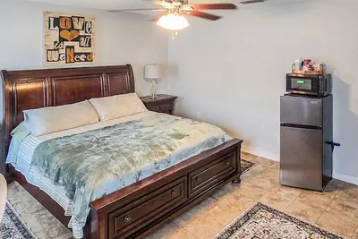Photo 5 - Shad Room