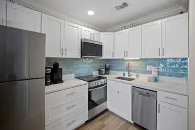Photo 5 - Breakers 328 Oceanfront Hilton Head Condo Direct Beach Access
