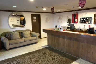 Photo 3 - Kings Motor Inn
