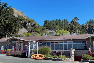 Photo 2 - Jenner Inn