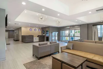 Photo 3 - Best Western Plus Gardena Inn & Suites
