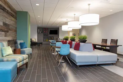 Photo 3 - Home2 Suites by Hilton Indianapolis Downtown