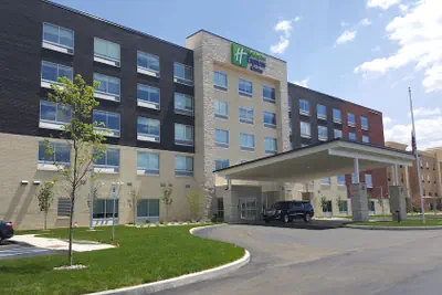 Photo 2 - Holiday Inn Express & Suites Toledo West by IHG