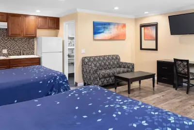 Photo 5 - Scandia Motel
