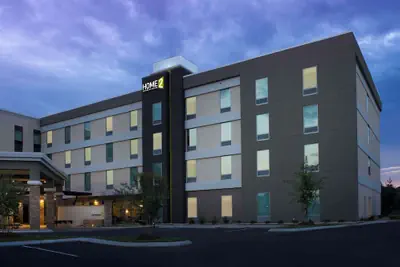 Photo 2 - Home2 Suites by Hilton Hattiesburg