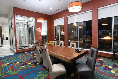 Photo 4 - Hilton Garden Inn Jacksonville