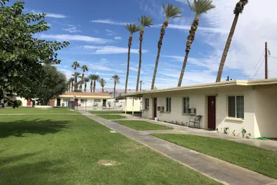 Photo 2 - Western Sands Motel