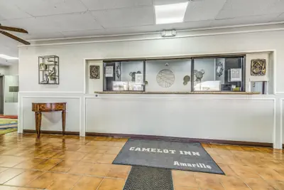 Photo 3 - Camelot INN