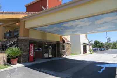 Photo 2 - Azusa INN Motel