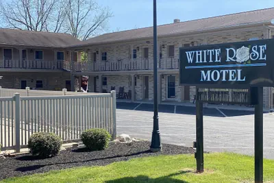 Photo 2 - White Rose Motel - Hershey