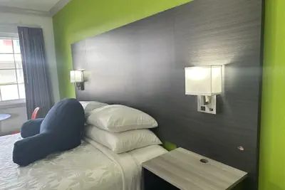 Photo 5 - Signature Inn Winnemucca