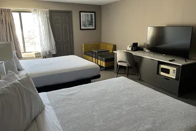 Photo 2 - The Wander Hotel, a Ramada by Wyndham