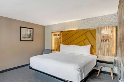 Photo 5 - The Wander Hotel, a Ramada by Wyndham