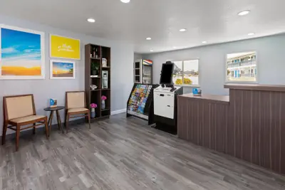 Photo 4 - Days Inn by Wyndham Arroyo Grande/Pismo Beach