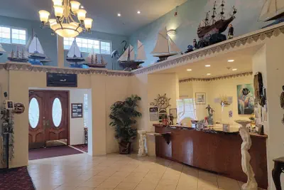 Photo 3 - Oceanview Inn