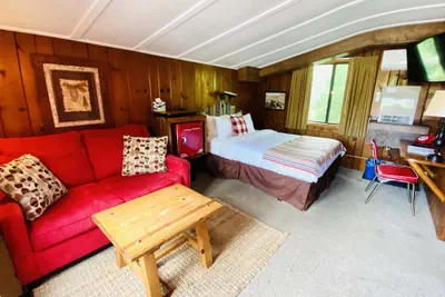 Photo 4 - Foot of the Mountain Motel