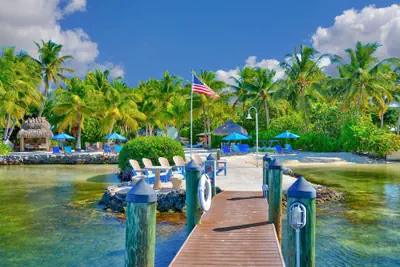 Photo 2 - Island Bay Resort