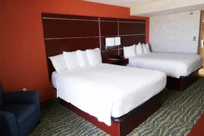 Photo 2 - Breakers Resort Inn