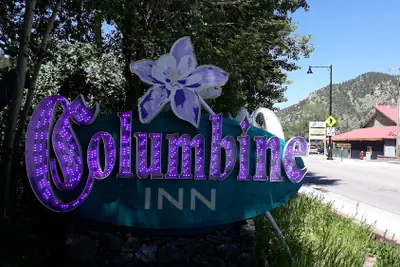 Photo 2 - Columbine INN