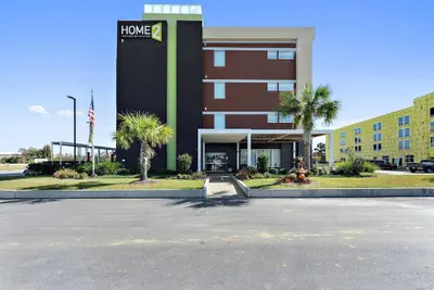 Photo 2 - Home2 Suites by Hilton Gulfport I-10