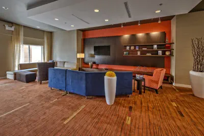Photo 4 - Courtyard Westbury Long Island