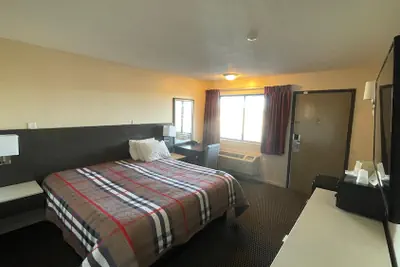 Photo 4 - Regal Motel in Las Vegas, New Mexico