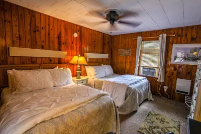 Photo 5 - Mountainaire Inn and Log Cabins