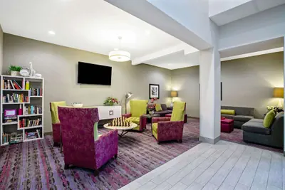 Photo 4 - La Quinta Inn & Suites by Wyndham Kearney