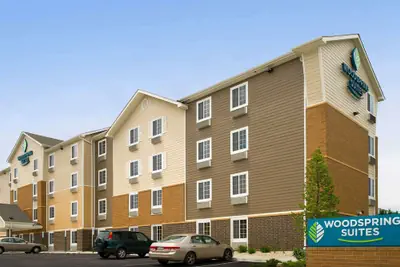Photo 2 - WoodSpring Suites Chicago Romeoville