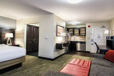 Photo 4 - Staybridge Suites Marquette by IHG
