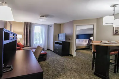 Photo 4 - Staybridge Suites Marquette by IHG