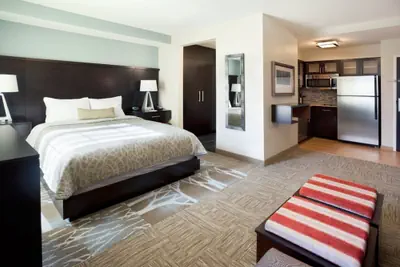 Photo 3 - Staybridge Suites Marquette by IHG