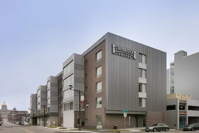 Photo 2 - Staybridge Suites Des Moines Downtown by IHG