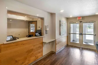 Photo 3 - Extended Stay America Select Suites - Clearwater