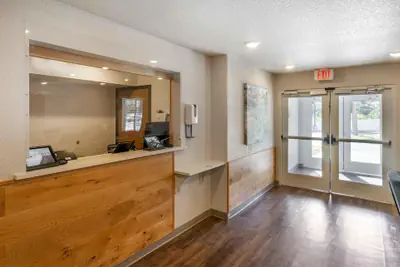 Photo 3 - Extended Stay America Select Suites - Clearwater