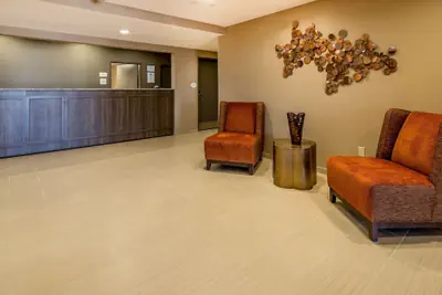 Photo 5 - Suburban Studios Midland I-20